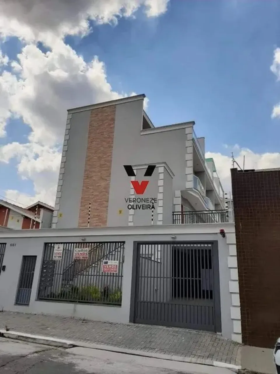 SOBRADO EM CONDOMINIO FECHADO PARA A LOCACAO NO BAIRRO DE VILA MATILDE, 3 DORMS, 3 SUÍTES,