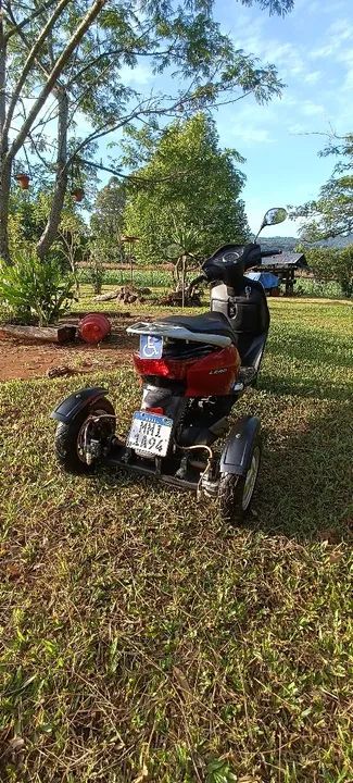 Scooter Honda Lead - Vermelha (TRICICLO ARTESANAL) - Foto 5