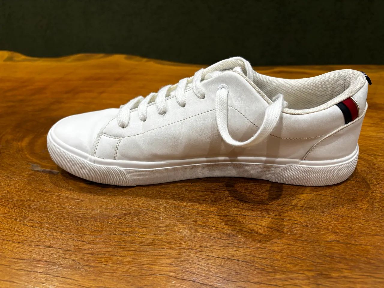 Tênis Nautica branco USA, confortável e estiloso  - Foto 3