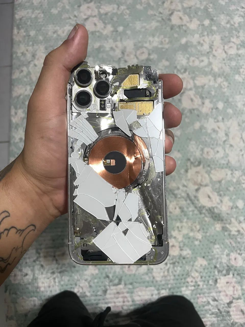 iPhone 12 Pro Max retirada de peças ou conserto - Foto 2