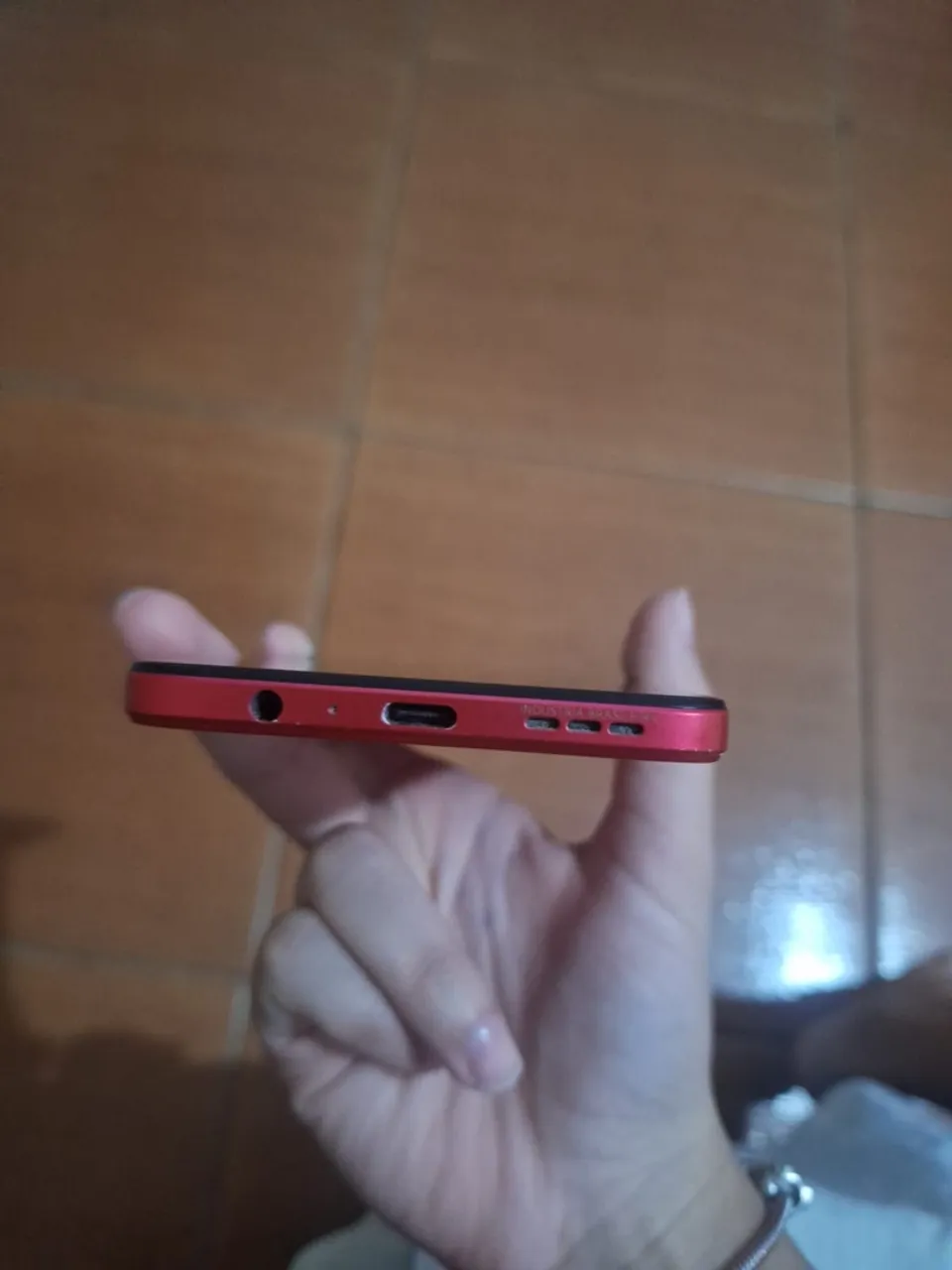 Moto g 84