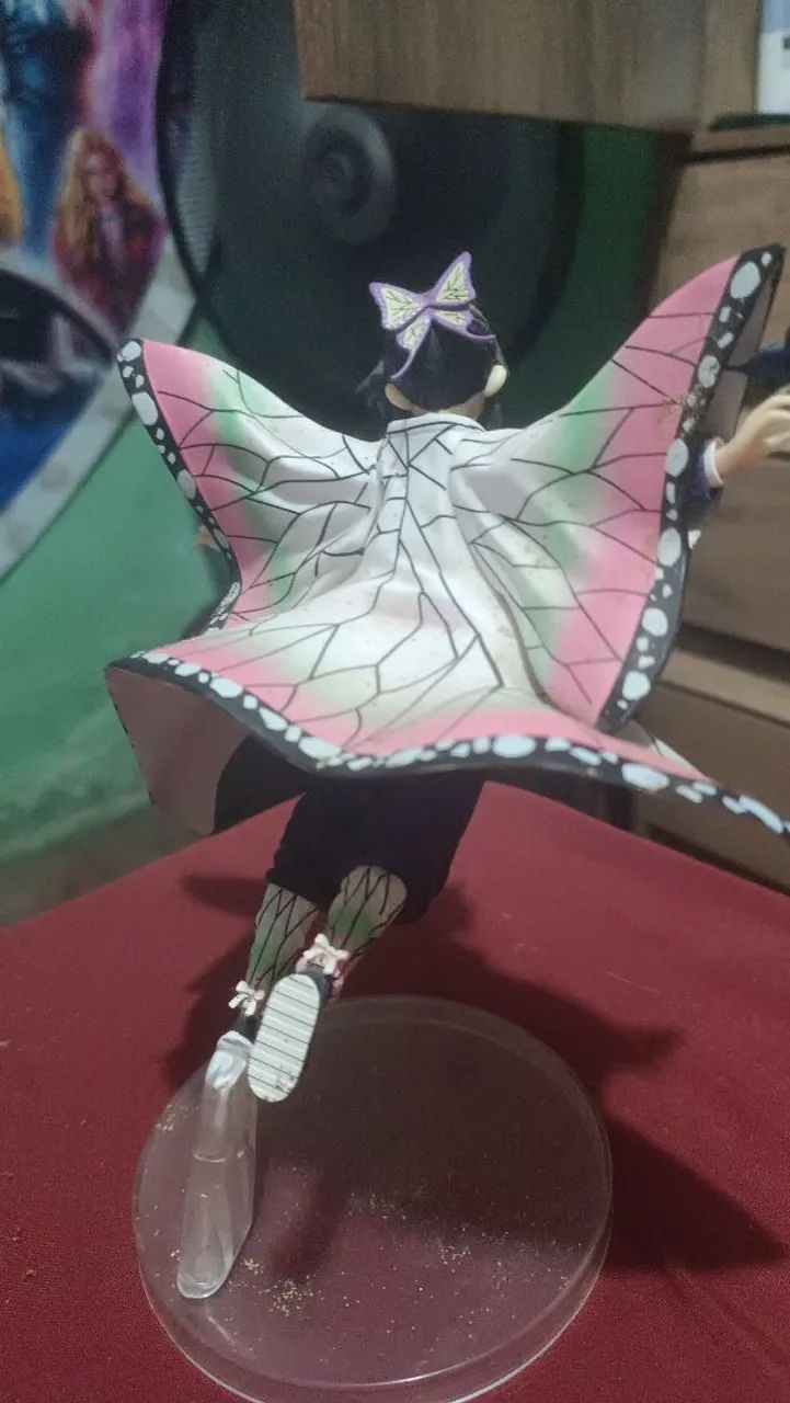 Boneco de ação da personagem Shinobu 