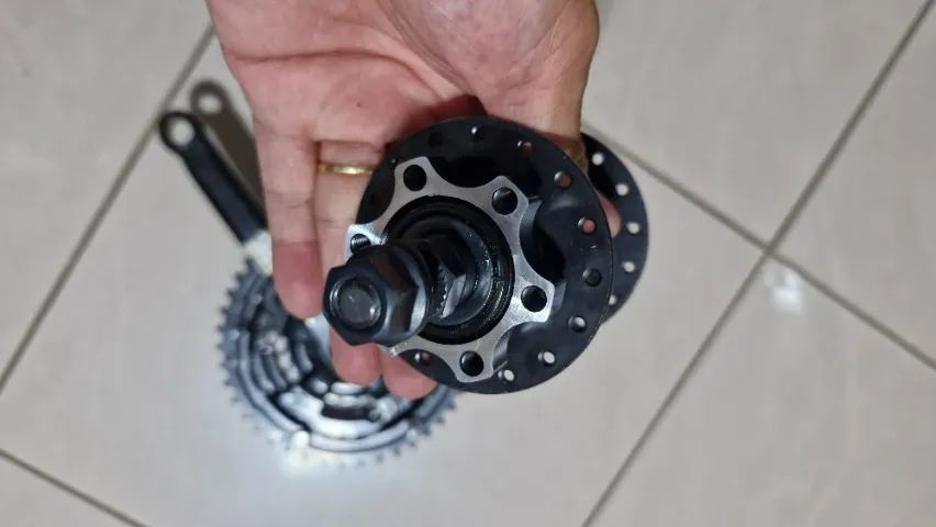 L250) Pedivela  e Cubo de Bicicleta, Várias Peças - Foto 5