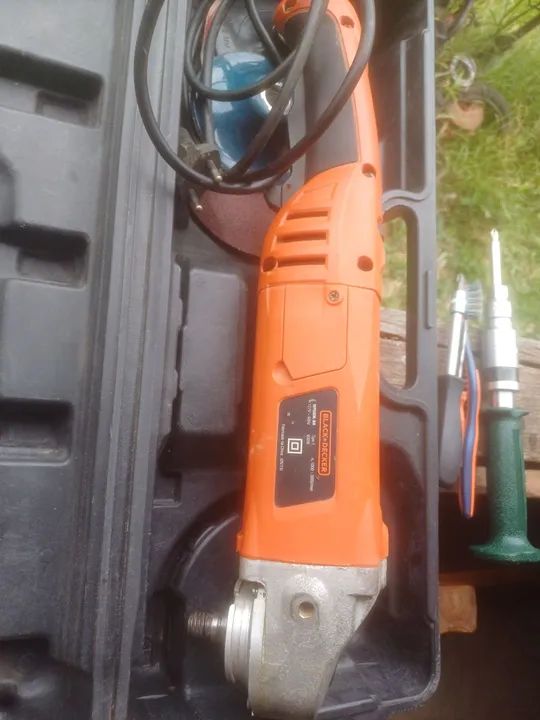 Politriz Black+Decker WP600K-BR