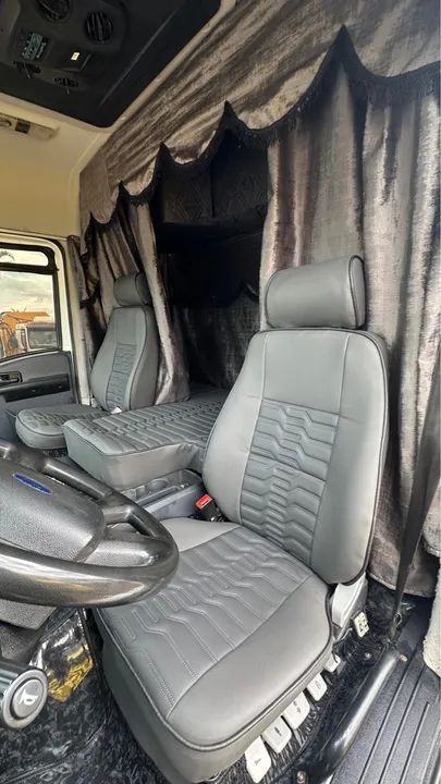  Cargo 3031 8x2 2019 Granel ou chassi  - Foto 3