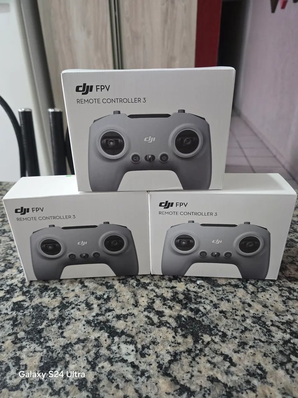 Dji fpv remote controller 3 para avata 2 novo lacrado 