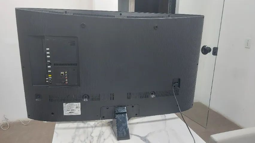 Smart TV Samsung UN48JU6700G 4K, 48 polegadas, Tela Curva Semi Novo - Foto 2