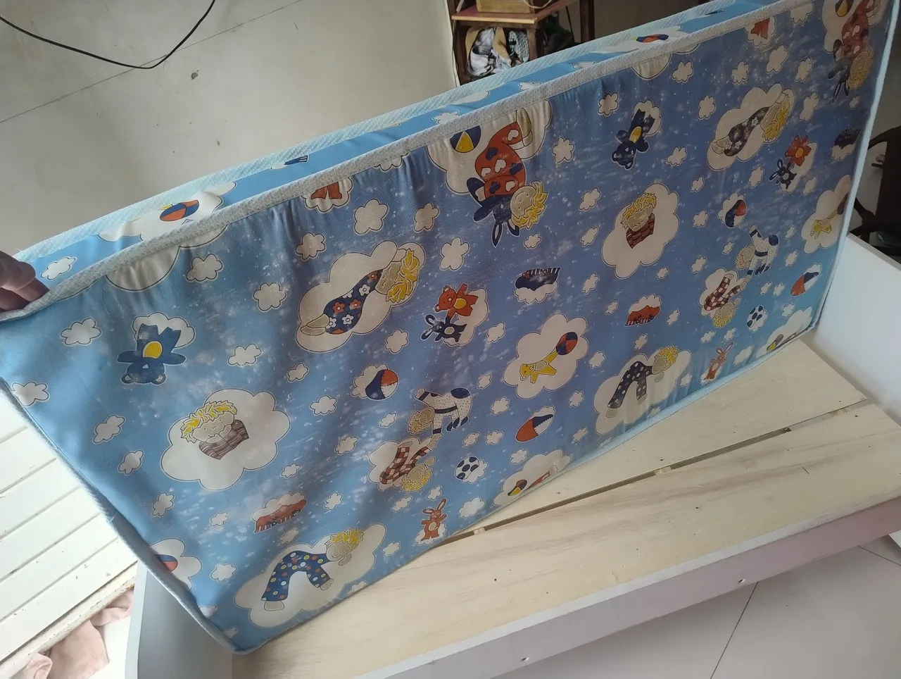 Colchão e Cama Infantil com Estampa Divertida