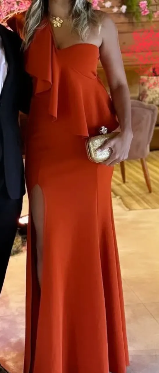 Vestido de Festa terracota com Fenda Lateral