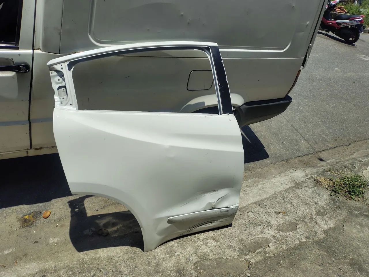 Porta traseira direita Honda hr-v 2015 a 2022 original c detalhe  - Foto 2