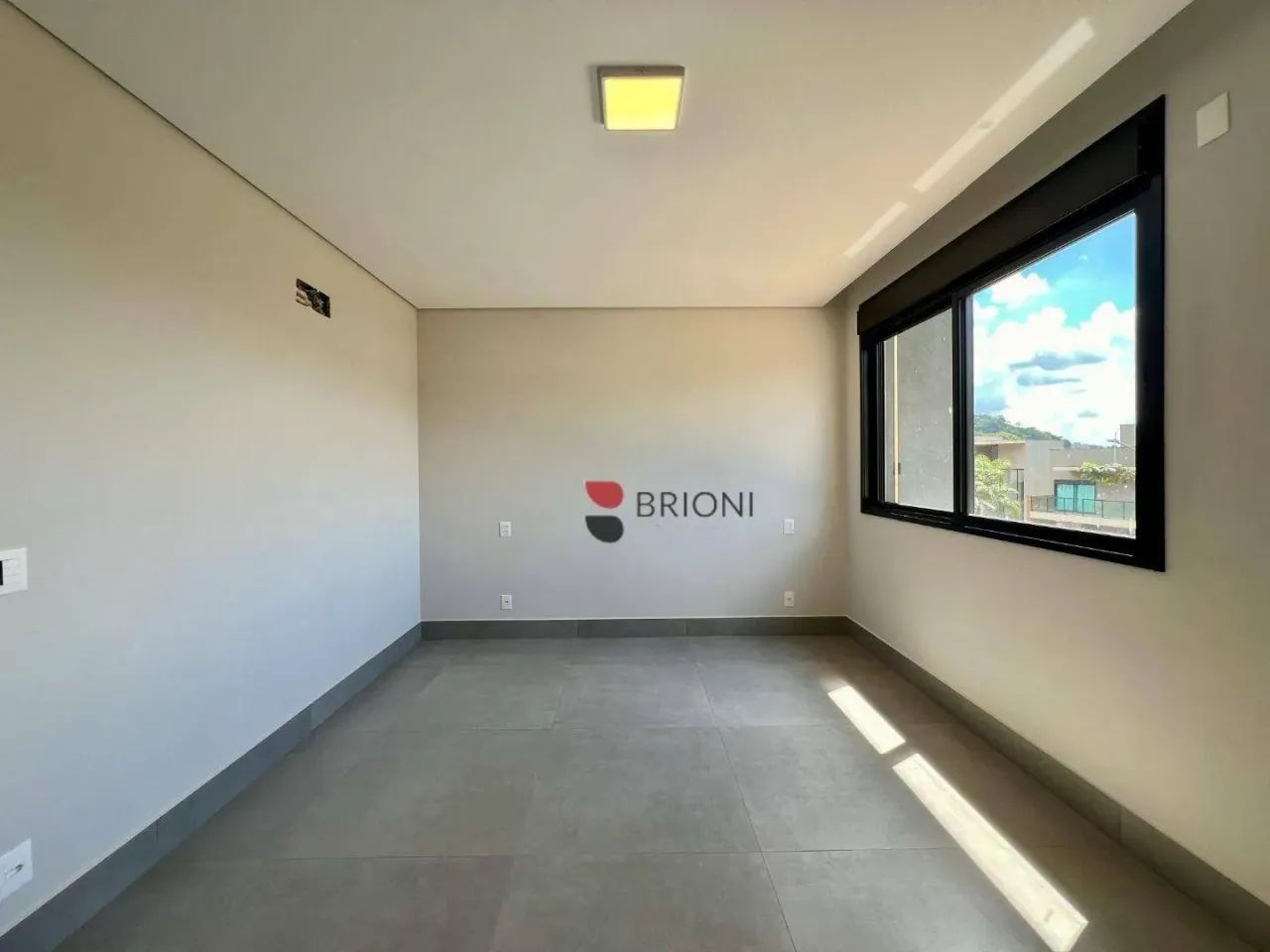 Casa sobrado alto padrão, com 353m², 4 quartos/suíte à venda em condomínio Alphaville, em - Foto 12