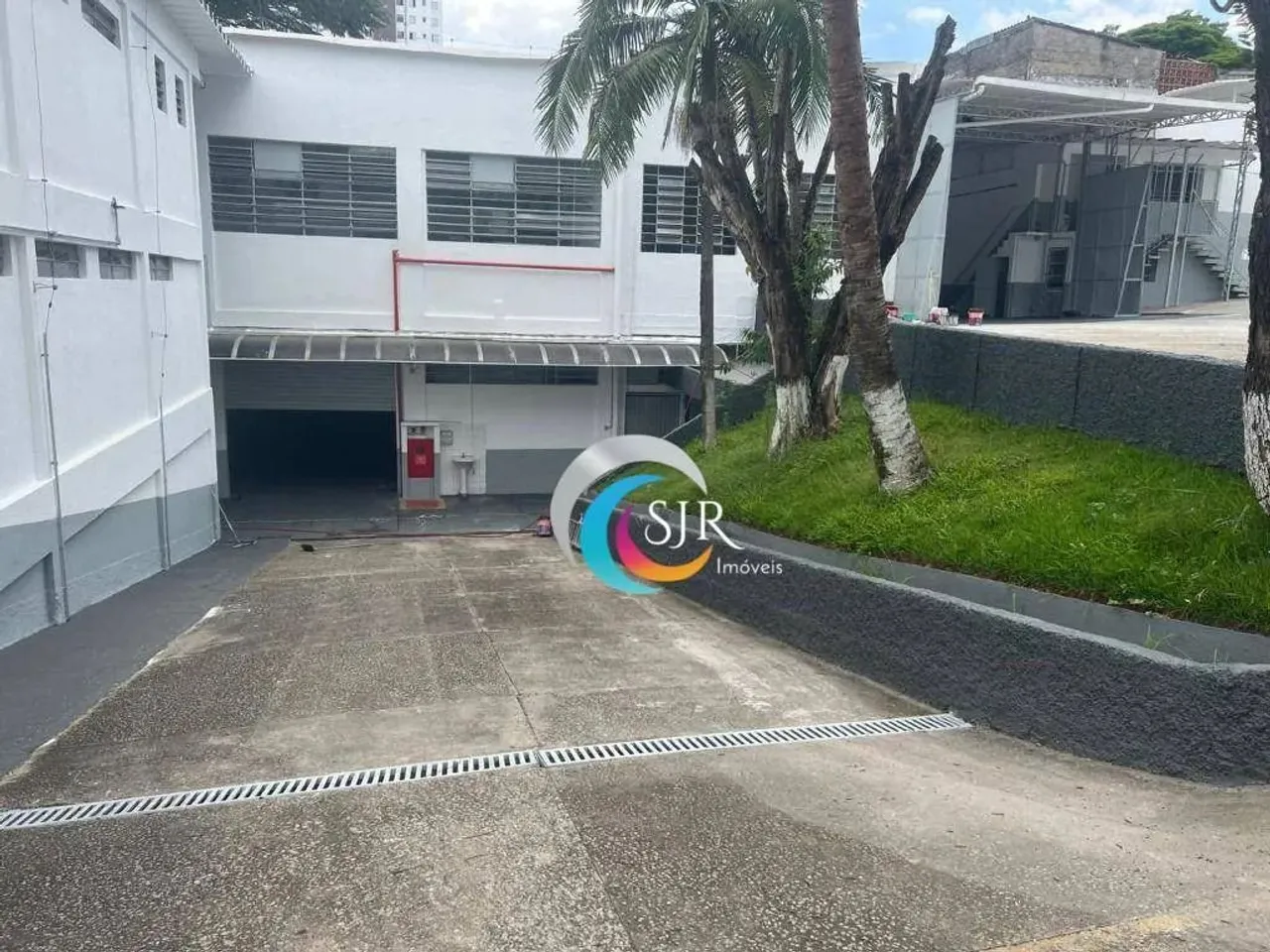 Galpão para alugar, 1670 m² - Vila Maria Leonor - Diadema/SP