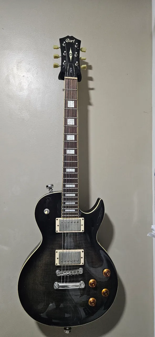 Guitarra Cort CR250