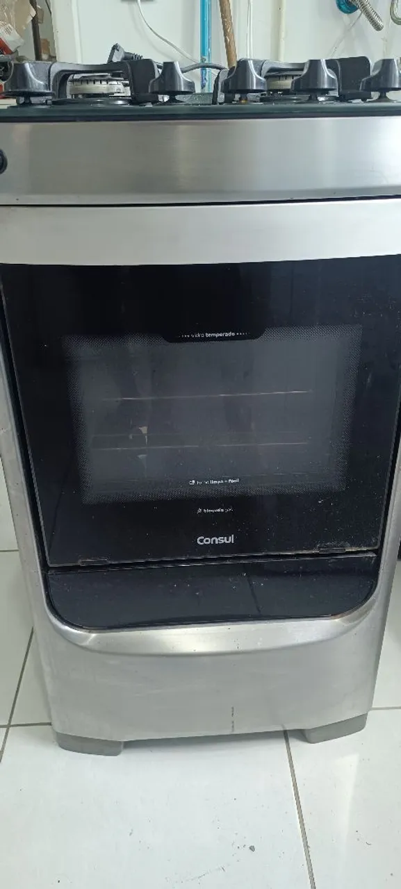 Fogão Consul com Forno