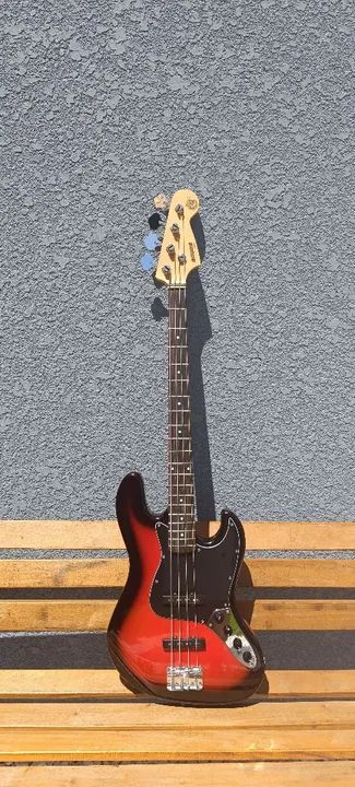 Baixo jazz bass artwood custom (luthier)  4 cordas  