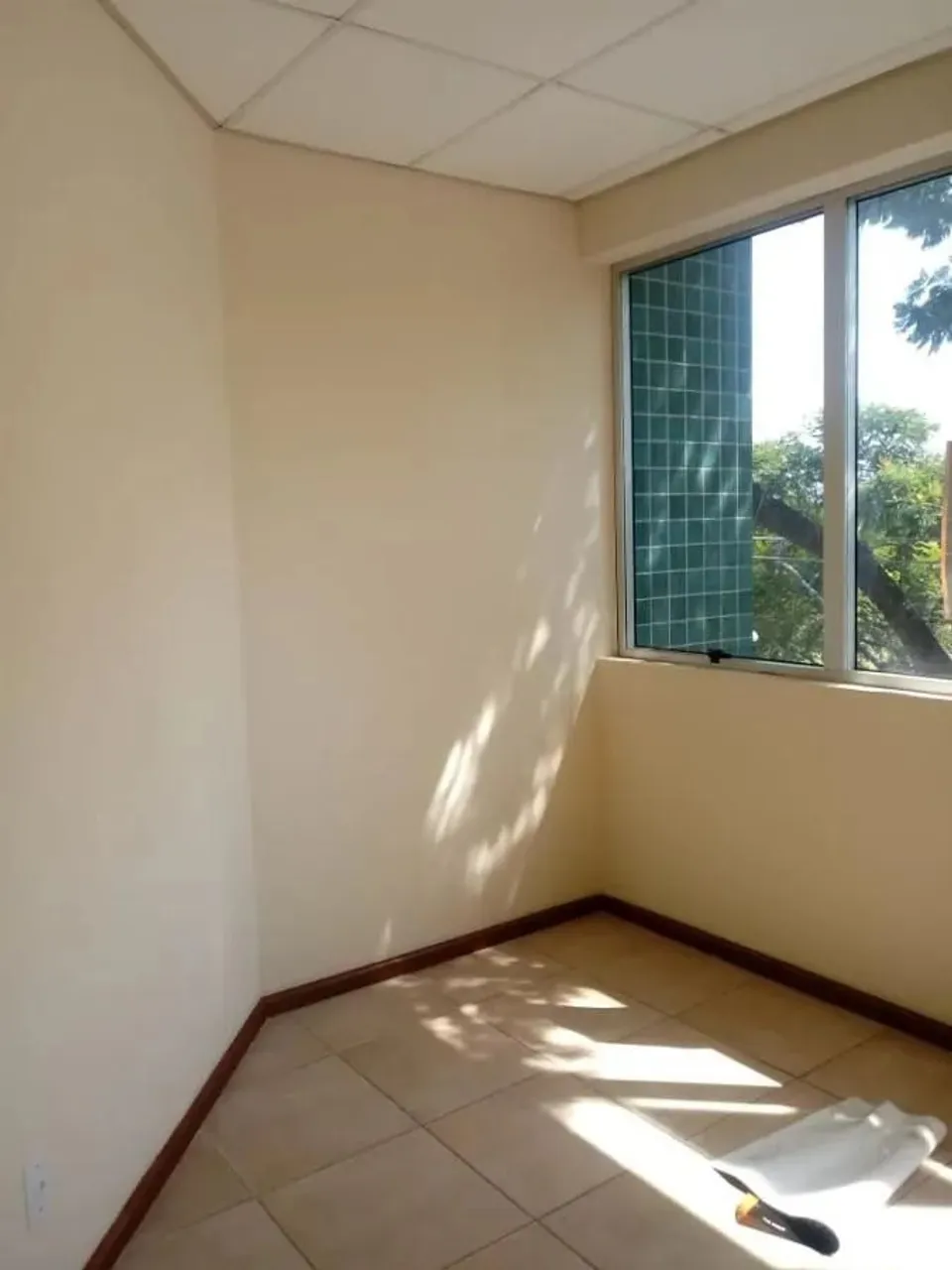 Sala comercial em Canoas com vista panorâmica.