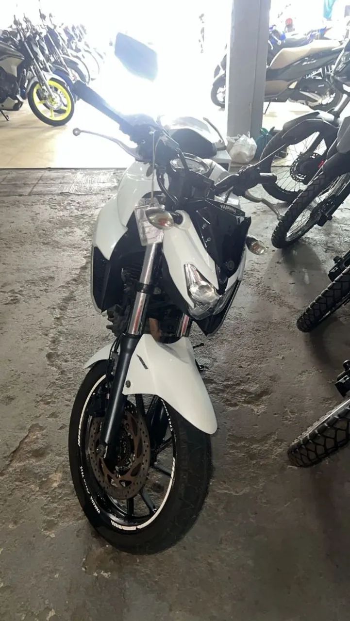 FZ 25 2018/19 - Foto 3