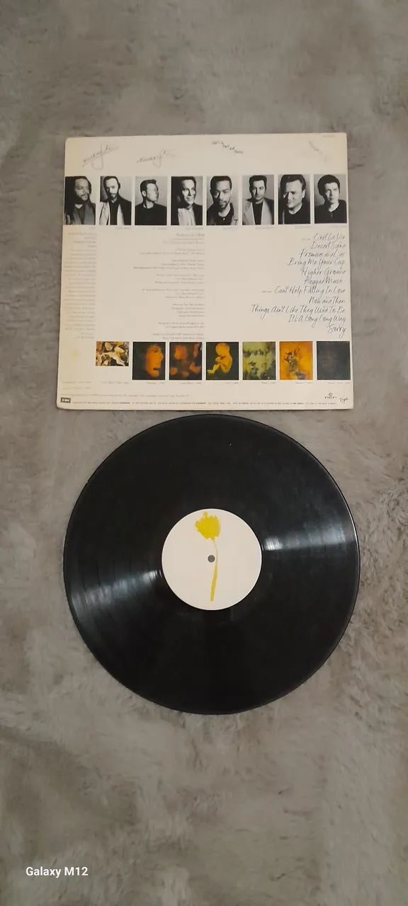 LP VINIL UB40  - Foto 2