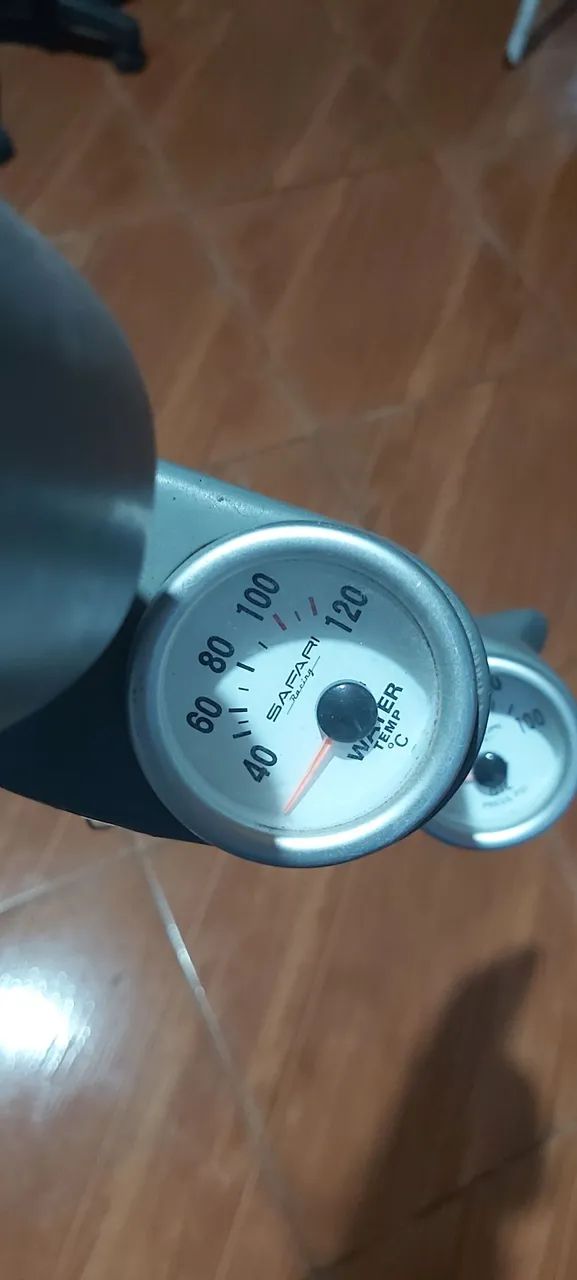 Kit relógios (SAFARI) para carro pressão óleo temperatura conta giros - Foto 3