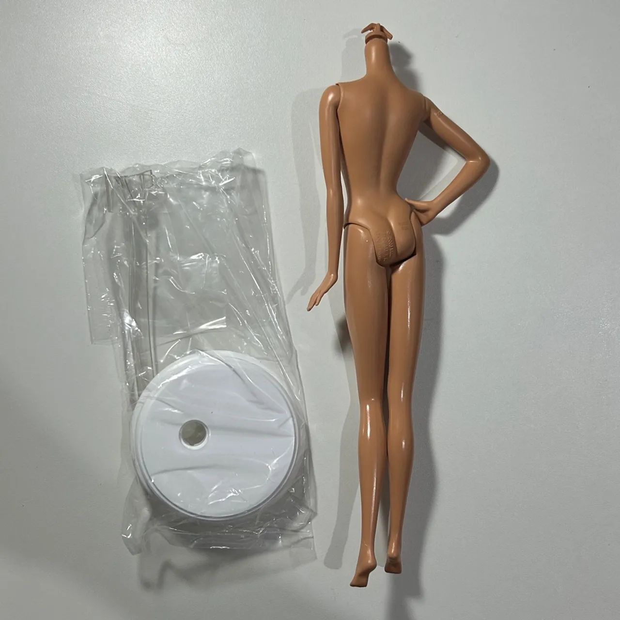 Barbie corpo model muse - com suporte  - Foto 3
