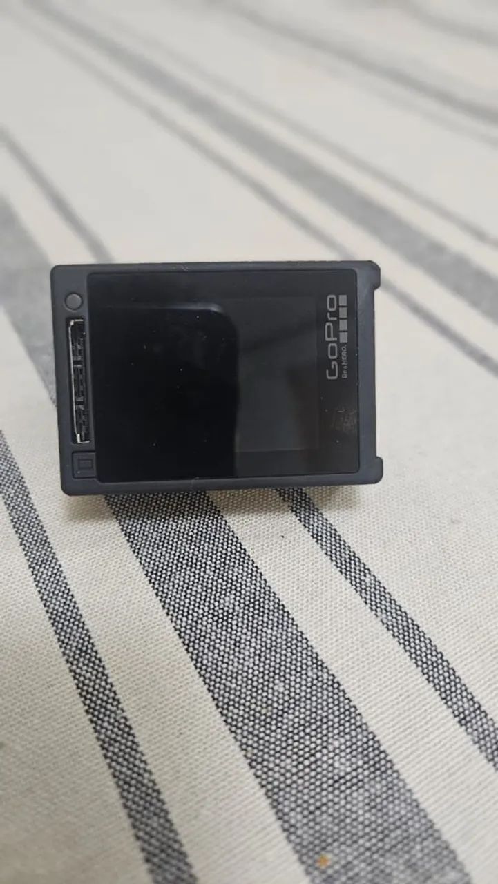 VENDO CAMERA GOPRO HERO 4 COM ACESSÓRIOS  - Foto 4