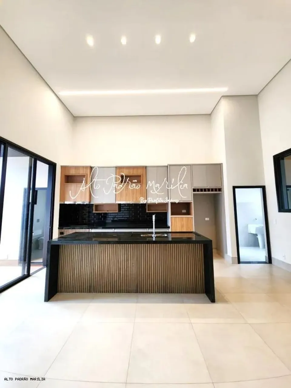 Casa em Condomínio para Venda em Marília, Condomínio Villa Flora II, 3 dormitórios, 3 suít