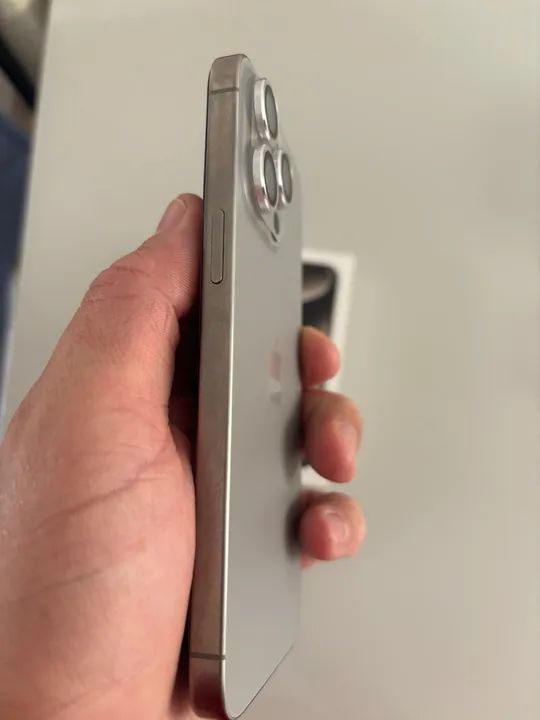 iPhone 15 pro Max - Foto 3