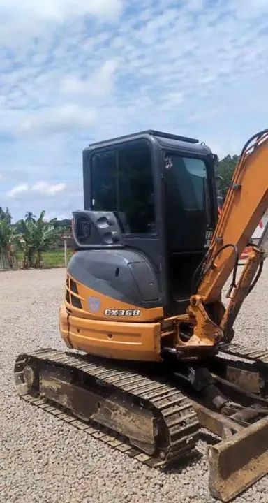 Mini Escavadeira CASE CX35B - Foto 2