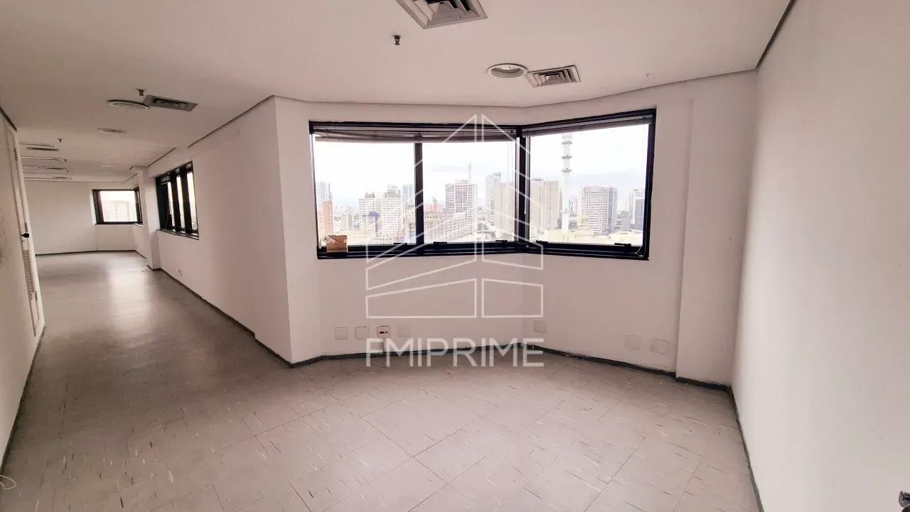 BARRA FUNDA - EXCELENTE SALA COMERCIAL À VENDA = 112M² AO LADO DO METRÔ BARRA FUNDA