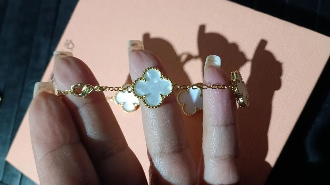 Pulseira trevo alhambra folheada a ouro 18 K - Foto 3