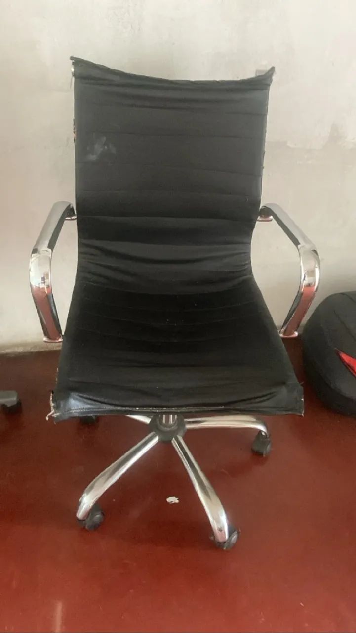 Cadeira Giratória de Escritório