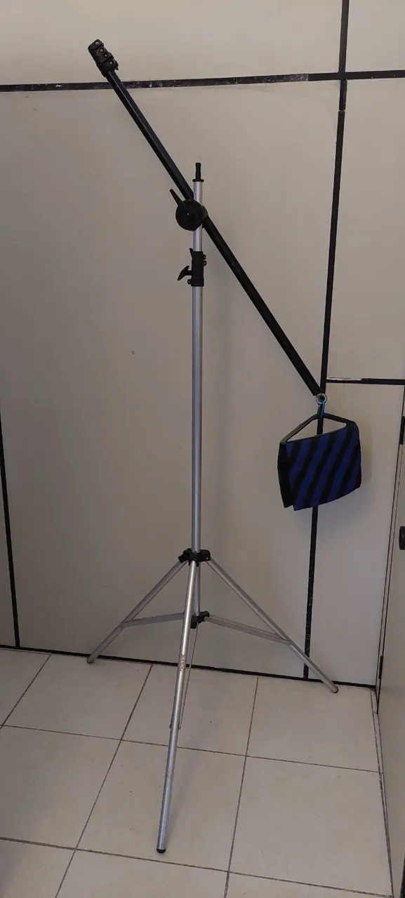 Girafa Profissional para Estúdio
