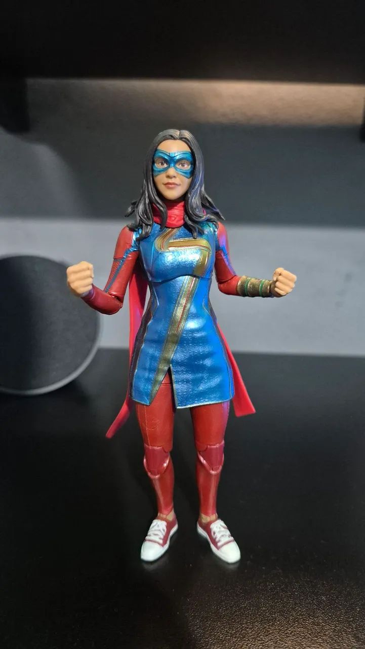Figura de Ação Kamala Khan Ms. Marvel