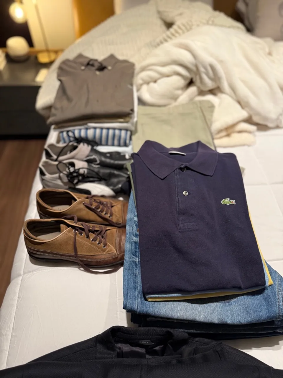 Kit de Roupas e Sapatos Masculinos
