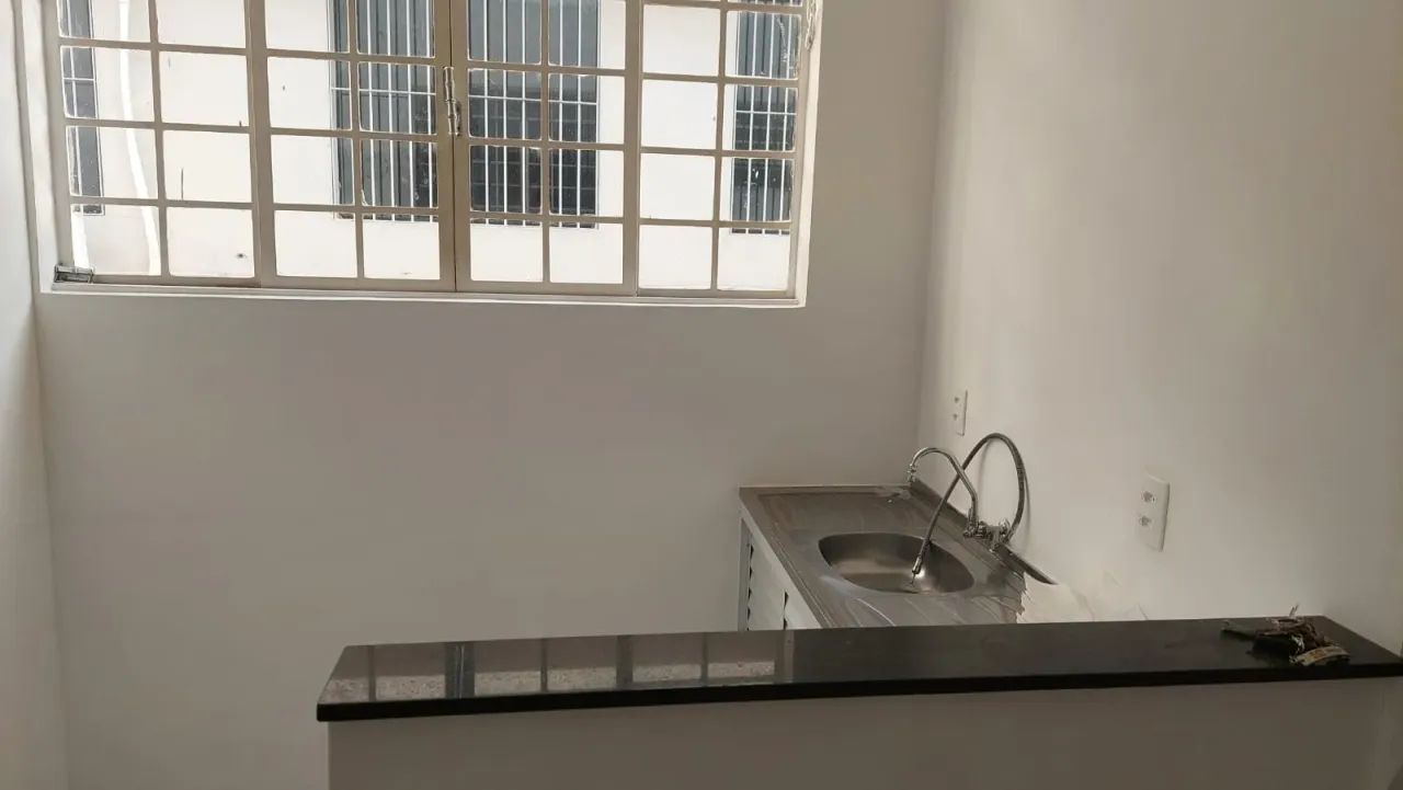 Prédio Comercial Com 4 Salas, 5 Vagas em Ponto Nobre da Avenida Dr. Adhemar de Barros - Foto 6