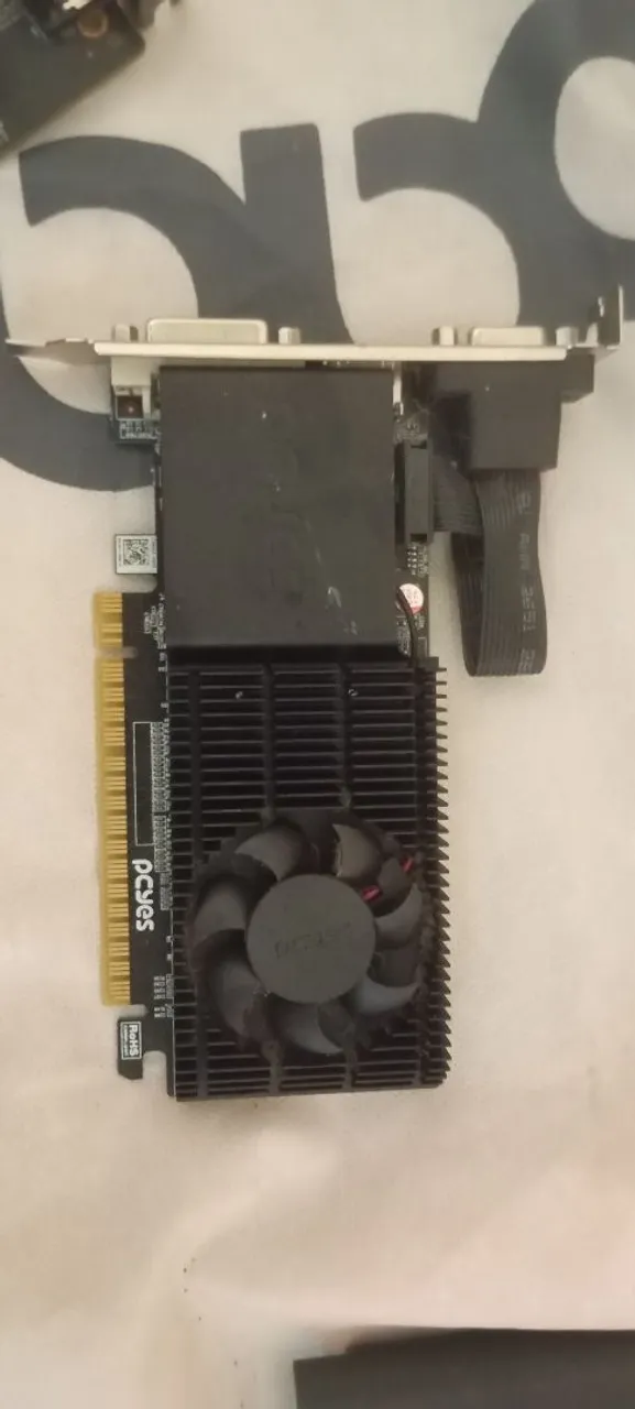 Placa de Vídeo PCYES 1gb