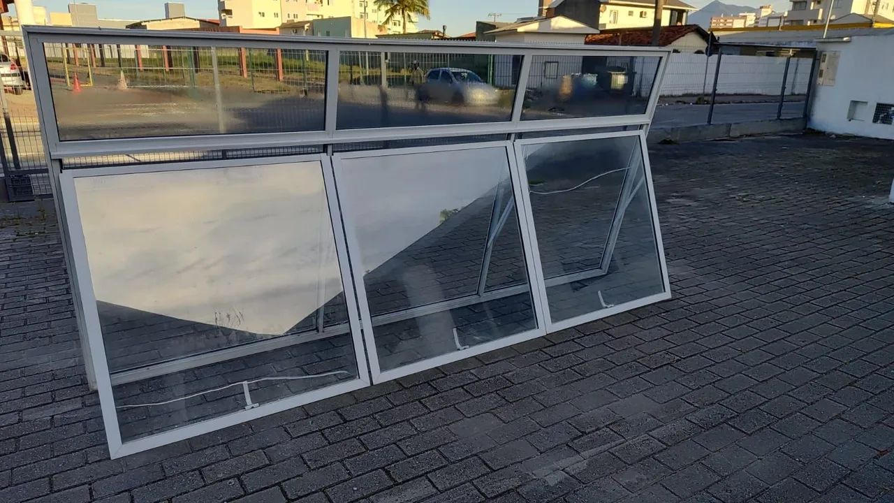 Janela grande Maxin ar em alumínio branco  - Foto 4
