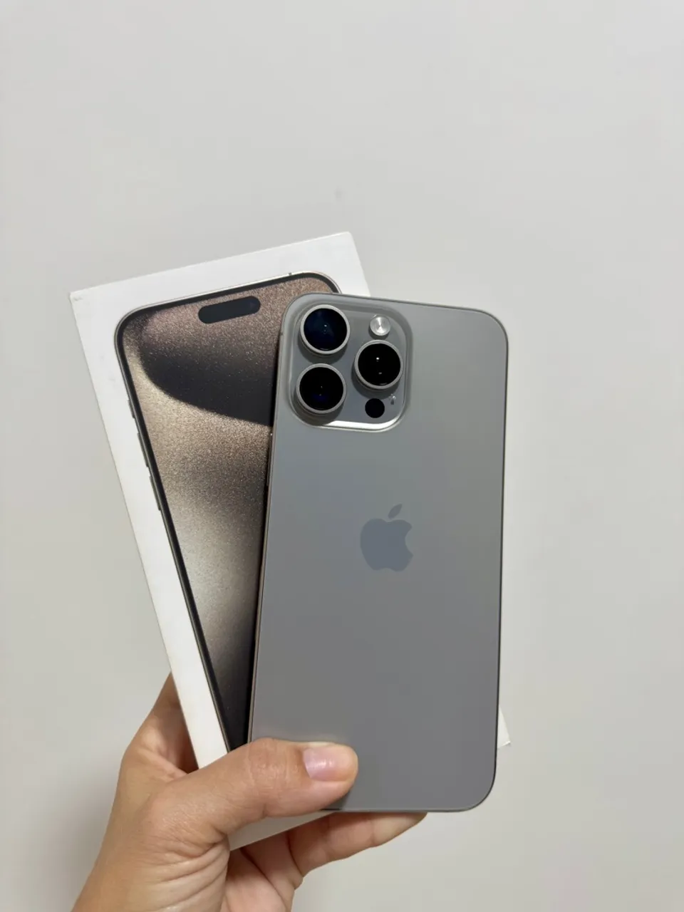 iPhone 15 Pro Max - 256gb (Natural)
