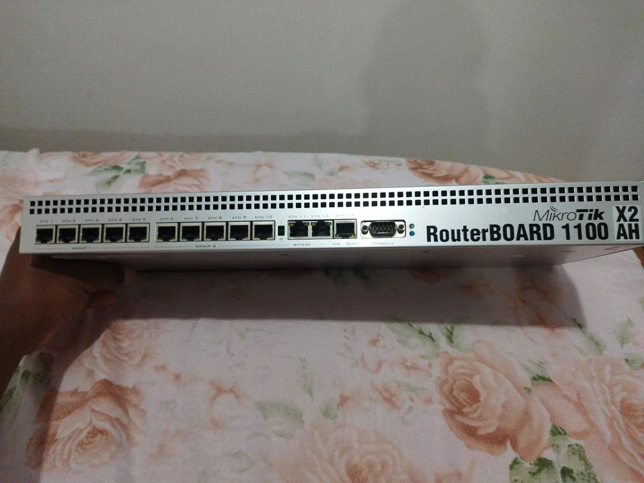Roteador Mikrotik RouterBOARD 1100 AH x2