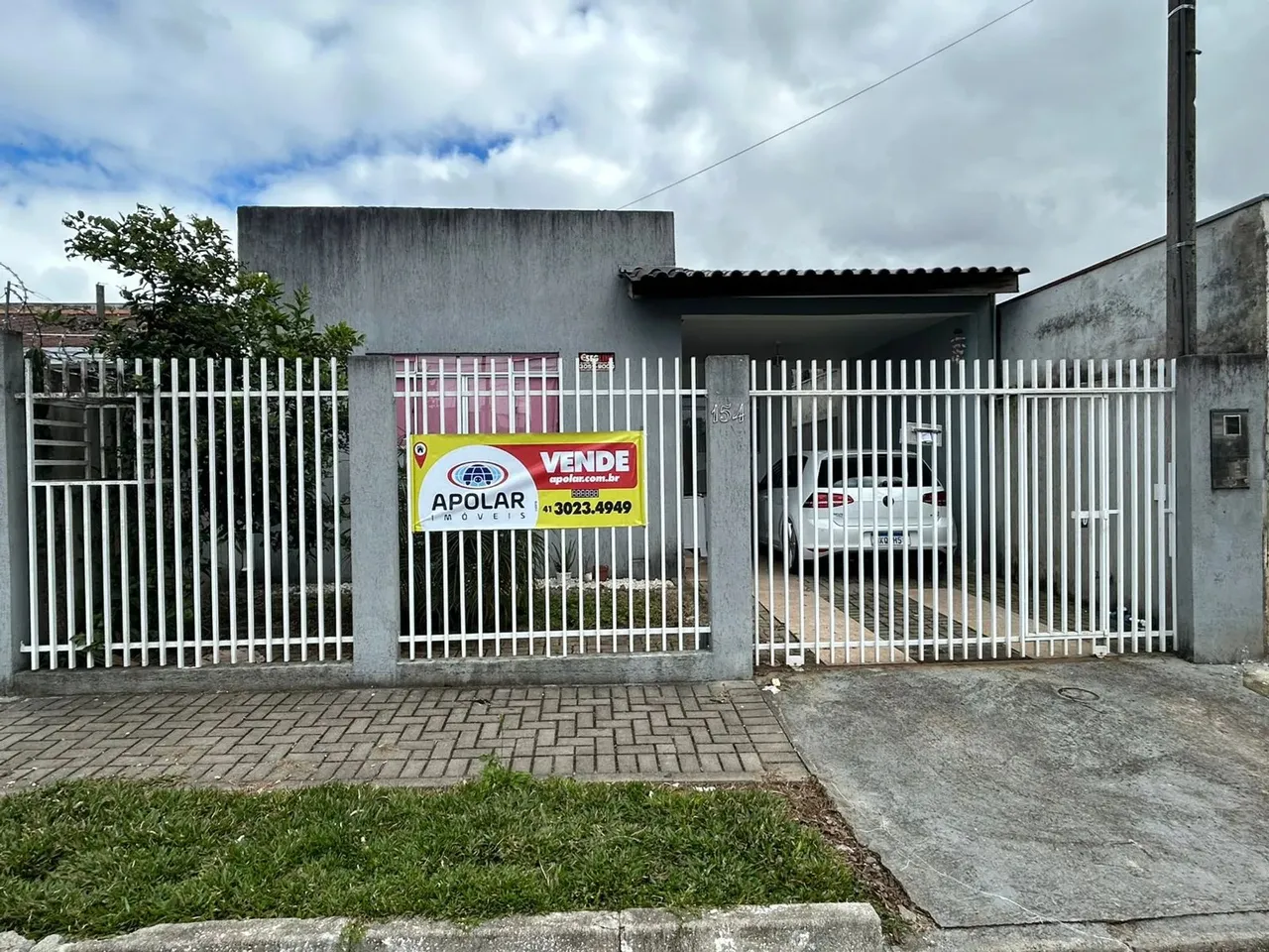 CASA TOTALMENTE TÉRREA COM SUÍTE NO UMBARÁ
