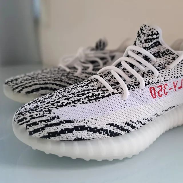 Adidas Yeezy Boost 350 V2 - Zebra - Calçados - República, Vitória