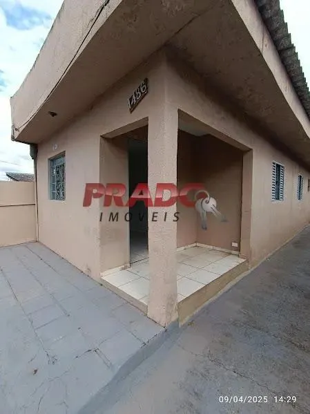 Casa para alugar em Maringá, Jardim Alvorada, com 2 quartos, com 75 m²
