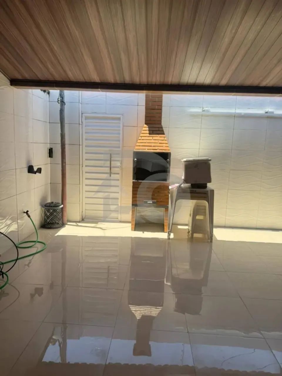 Casa de 162m² no Bairro Bugio com 3 Quartos, 2 Garagens e Mais. - Foto 4