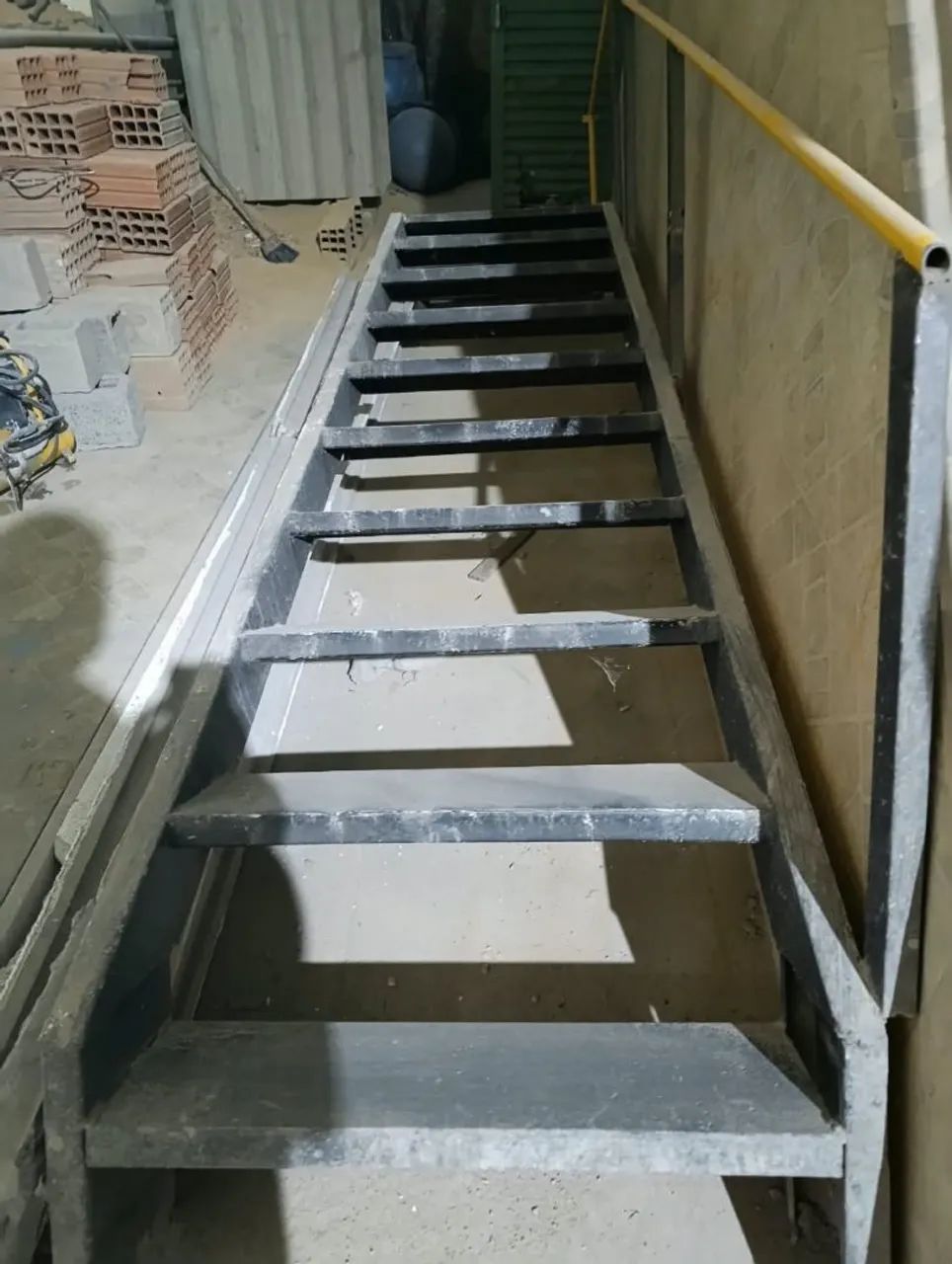 Escada de ferro  - Foto 4