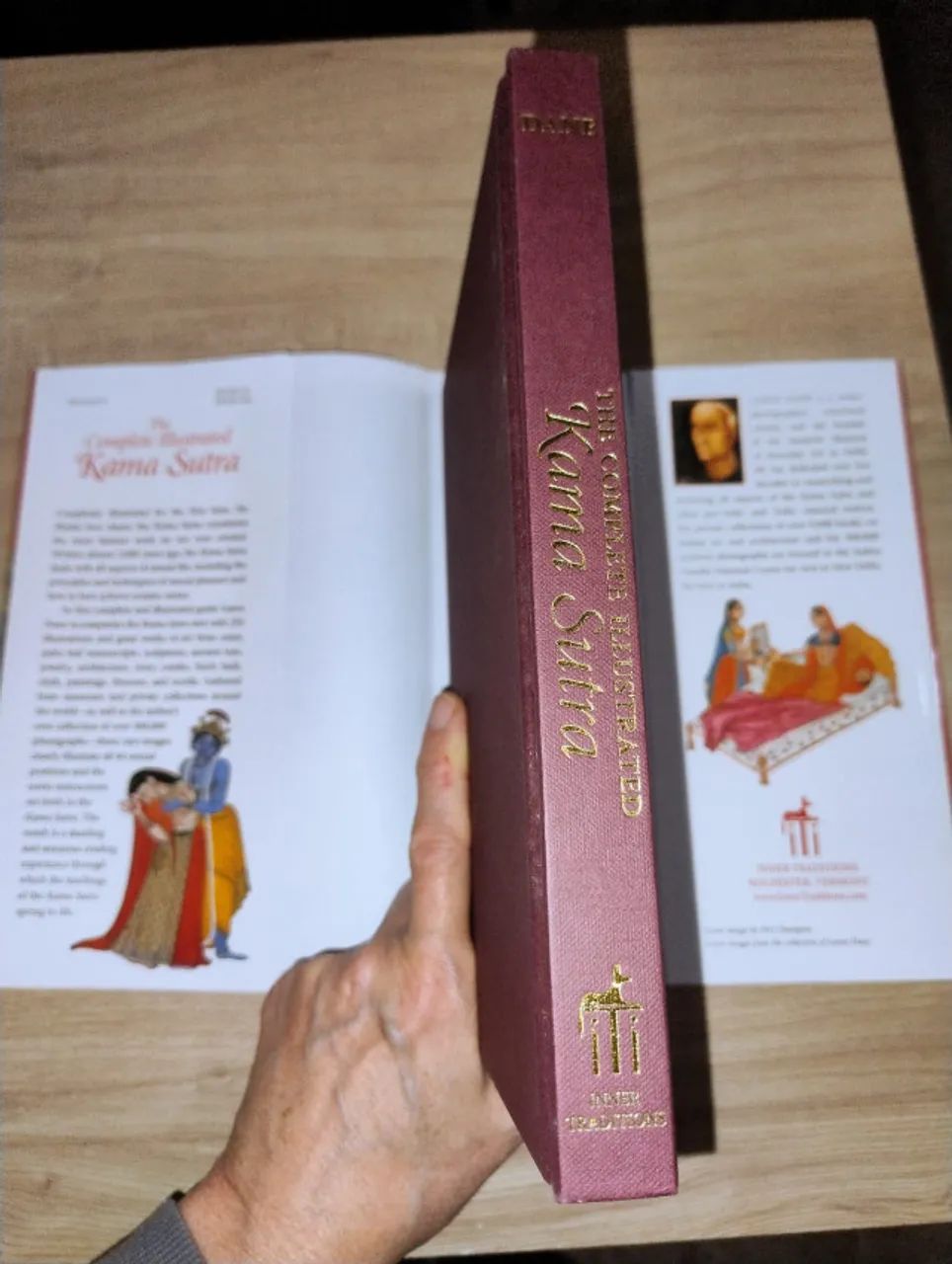 The Complete Illustrated Kama Sutra. Lance Dane. LIVRO NOVO