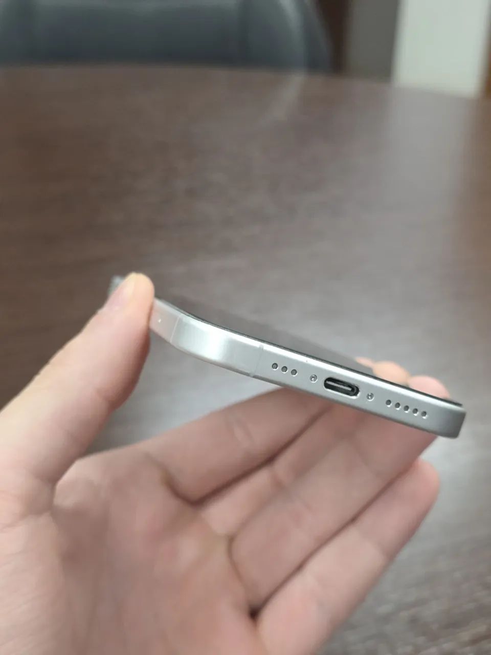 iPhone 16 branco - Foto 2
