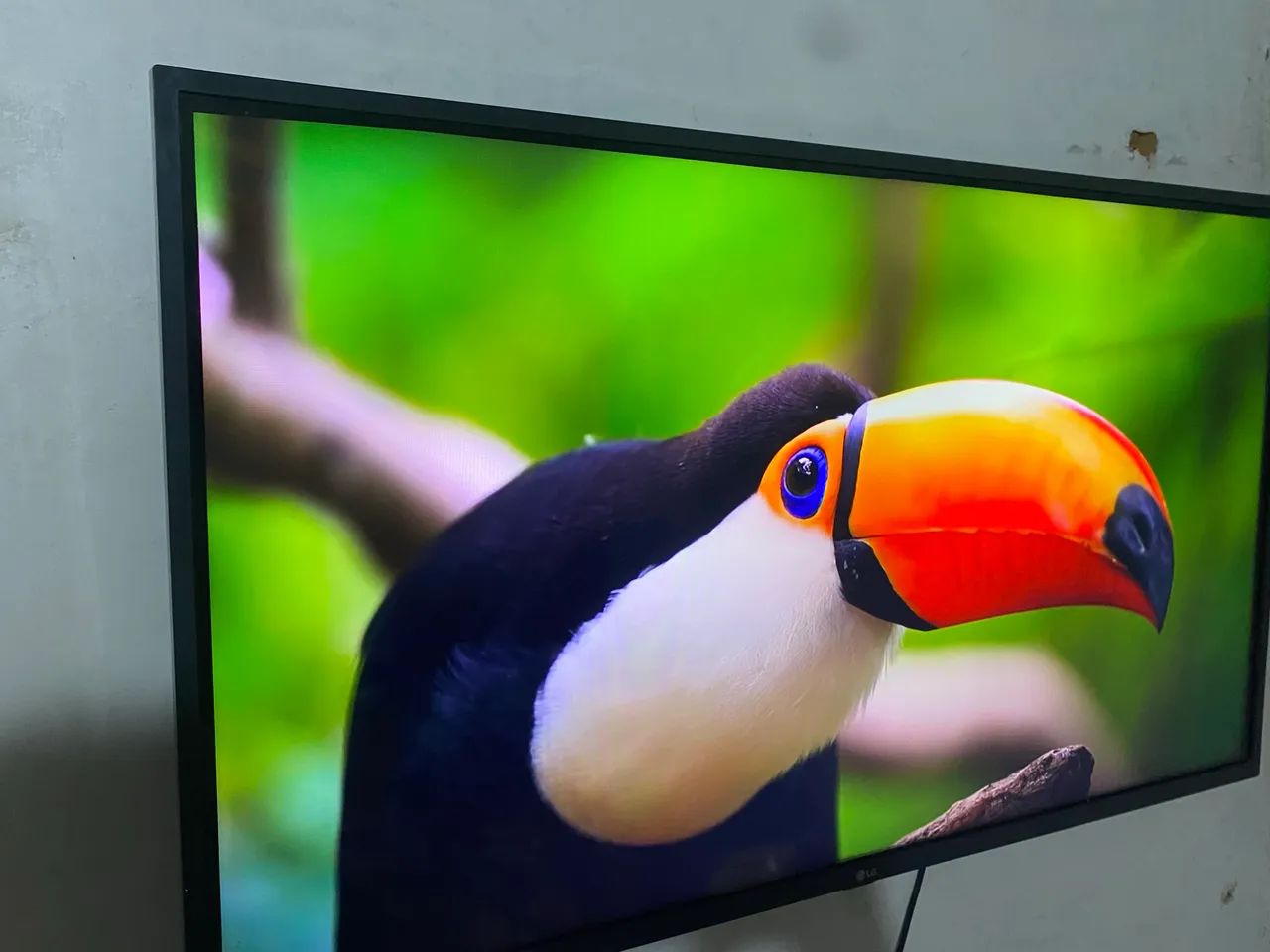 Tv LG 43 Smart Polegadas 4K  - Foto 3
