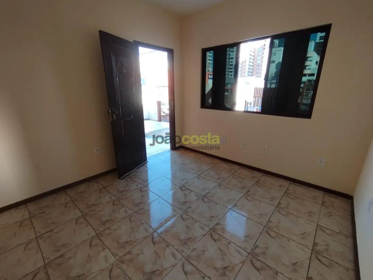 Casa Comercial em Pagani, Palhoça: 4 Dormitórios e 242m² - Foto 3