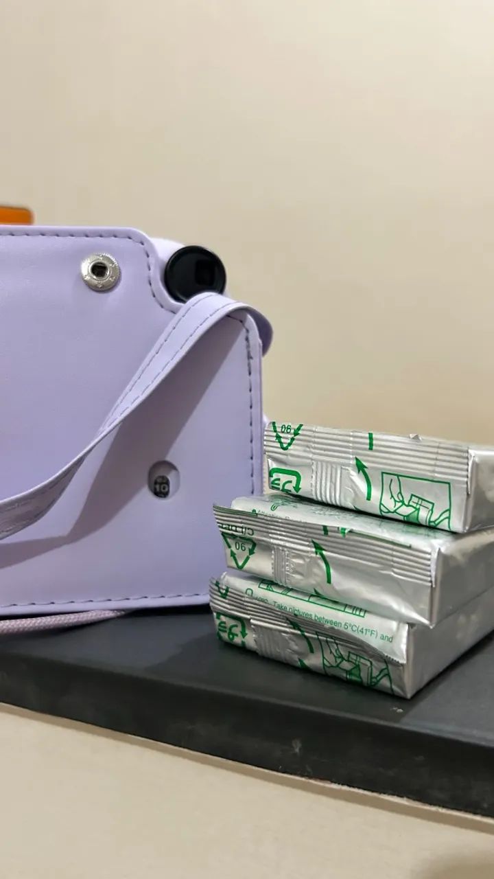 Câmera instax mini 12 - semi nova  - Foto 4