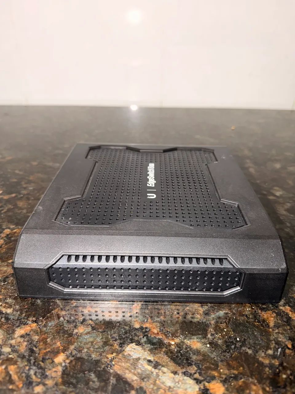 Edge switch 8xp / tough switch poe pro ubiquiti - Foto 3